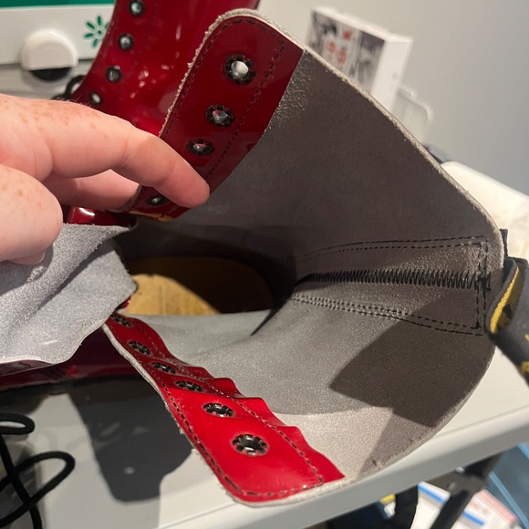 Vintage Dr. Martens Patent Leather Red & Black, Women's size 10 US - Picture 6 of 16